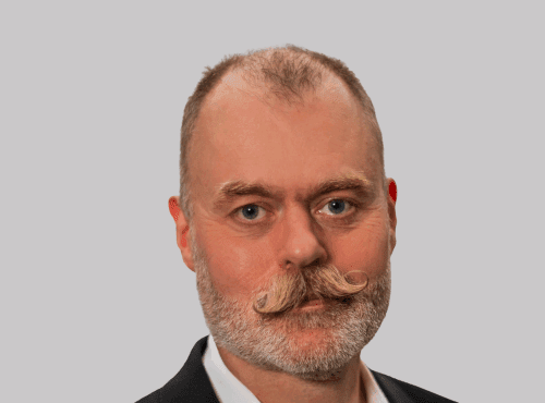 Dr Richard Brighton-Knight