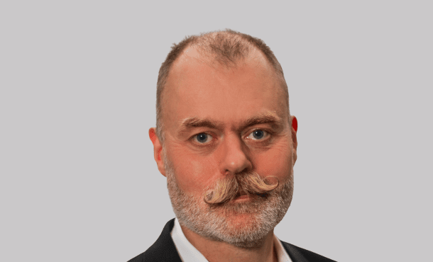 Dr Richard Brighton-Knight